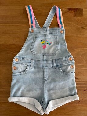 BCBGirls Light Wash Denim Short Overalls with Pink and Blue Straps Size 4T